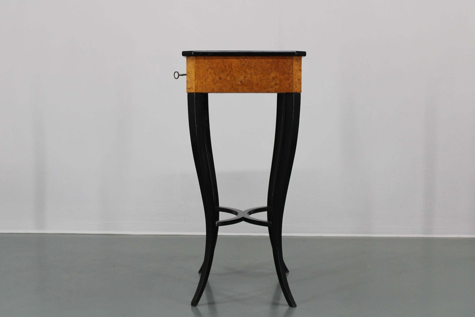 19e Eeuwse Biedermeier Naaitable, Oostenrijk photo 1624.0