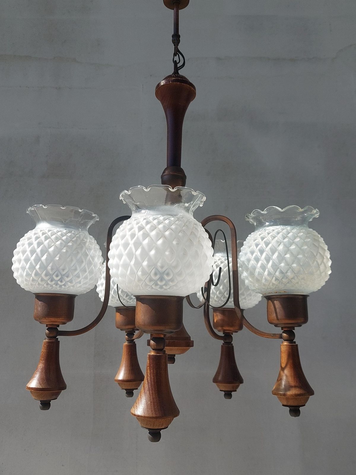 Vintage 5 Arm Wooden Chandelier – Mid Century Pineapple Glass Ceiling Light With Copper Details, Retro Dining Room Pendant Lamp photo buy