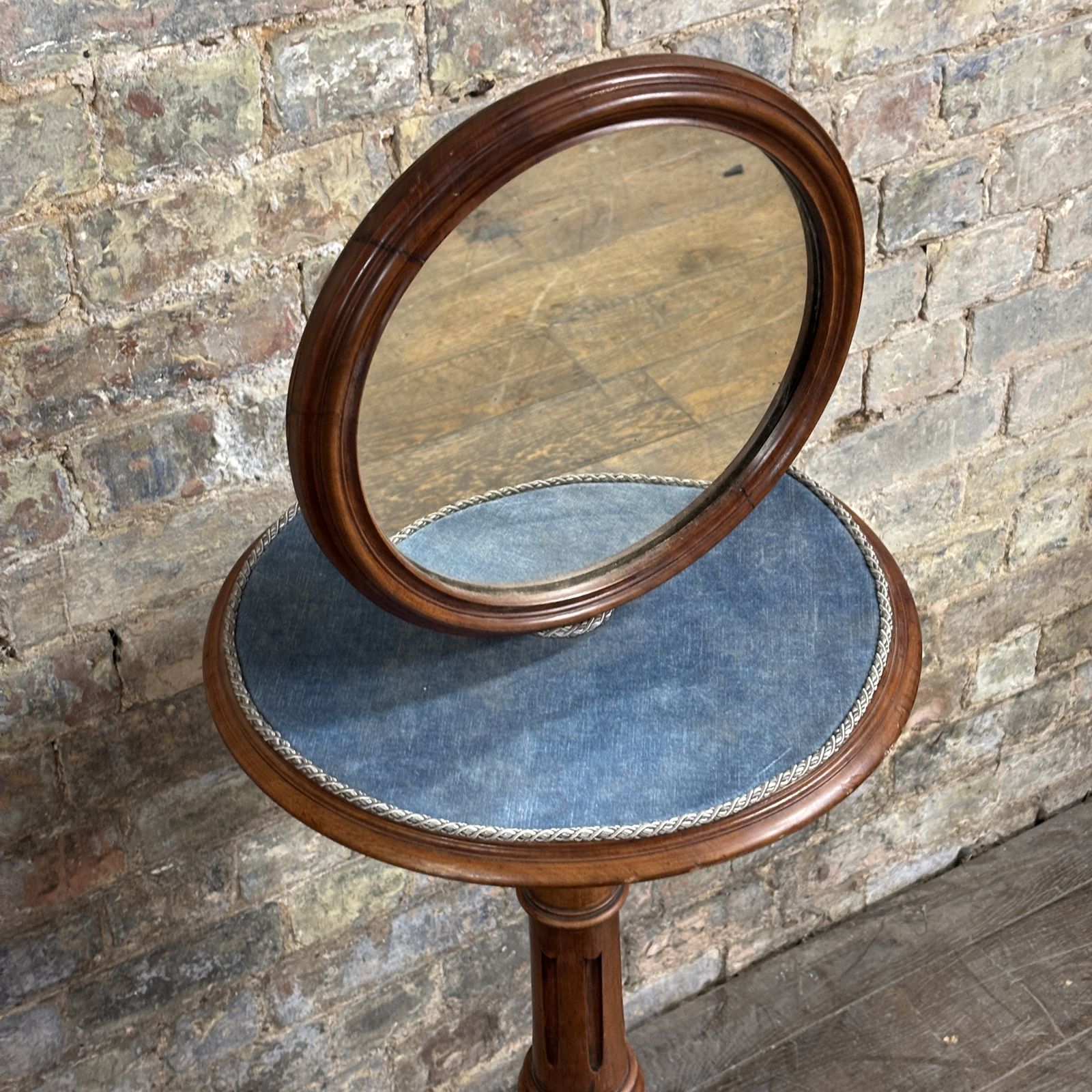 Victorian Mahogany Gentleman’s Shaving Mirror On Tripod Stand photo furniture