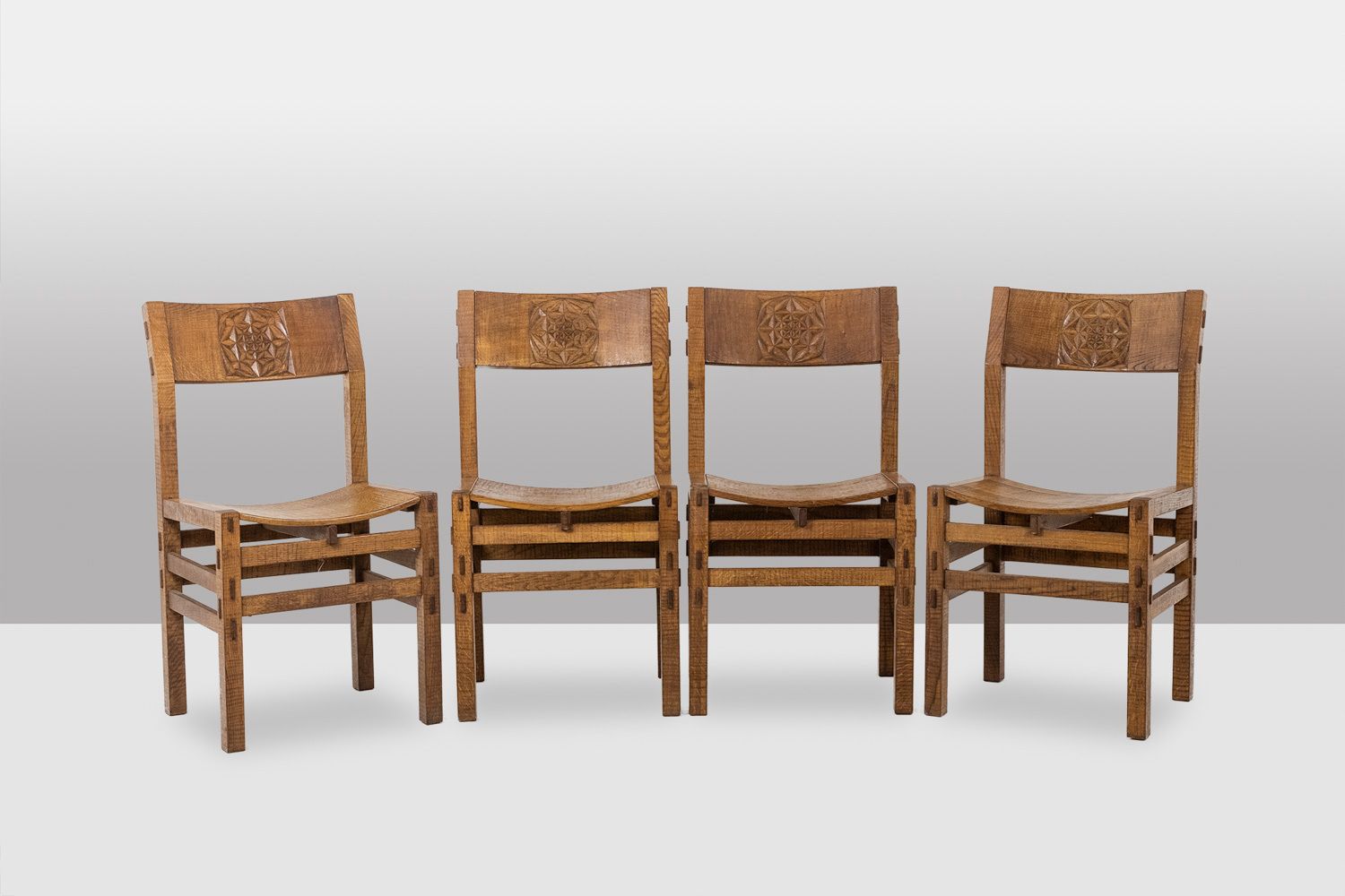 photo furniture Officina Rivadossi, Brutalist Style Table And 4 Chairs. Italy, Circa 1970