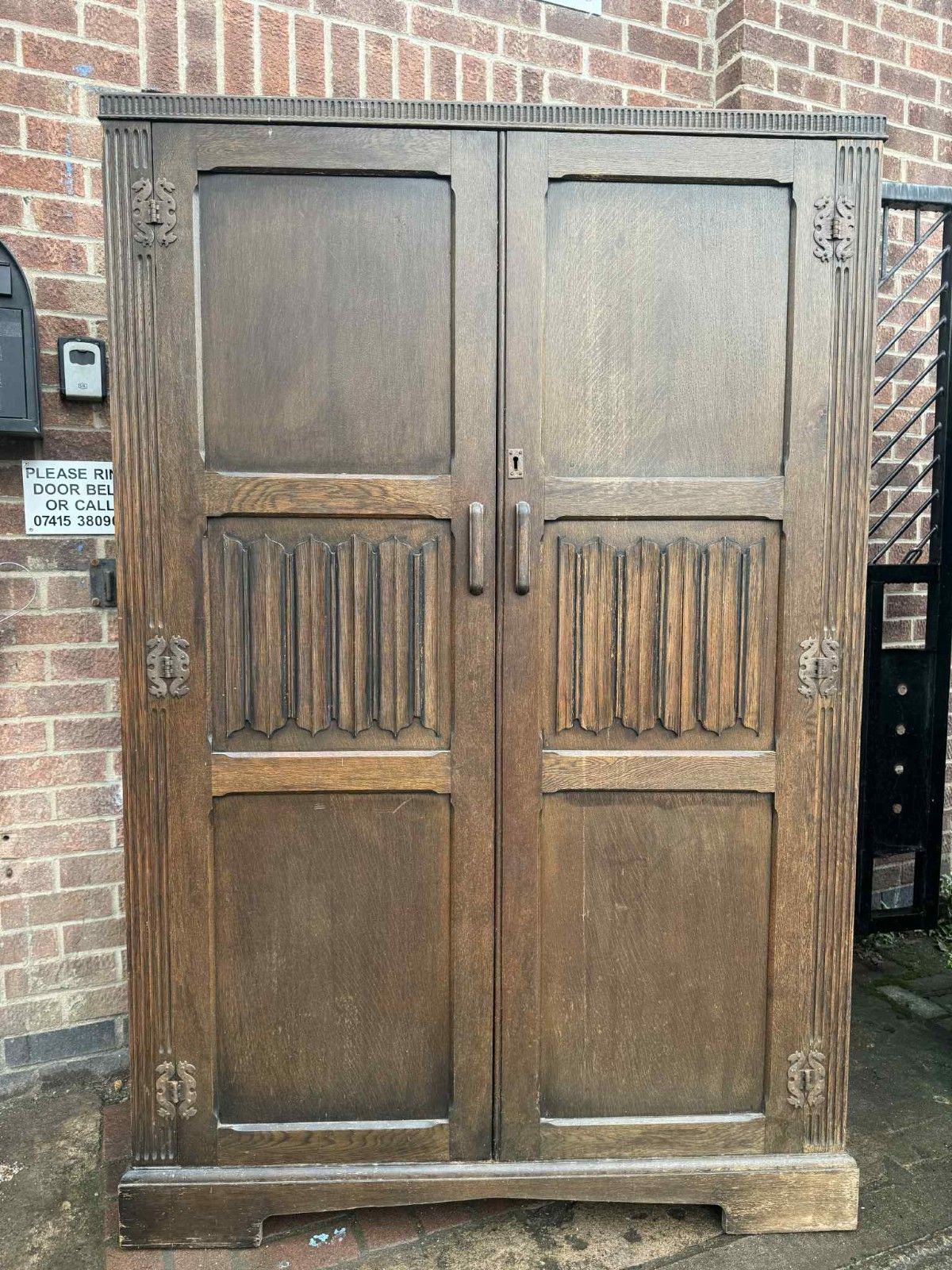Antique Vintage Carved Double Hallrobe/Wardrobe Ready To Be Upcycled