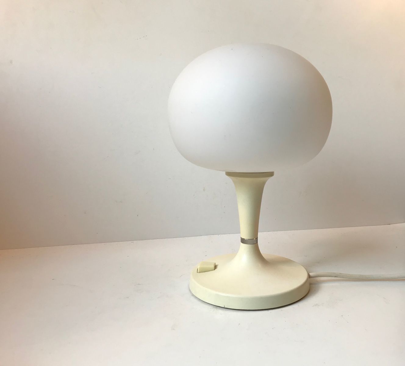 Space Age Duits Tafellampje Van Hoso, Ca. Jaren 1970