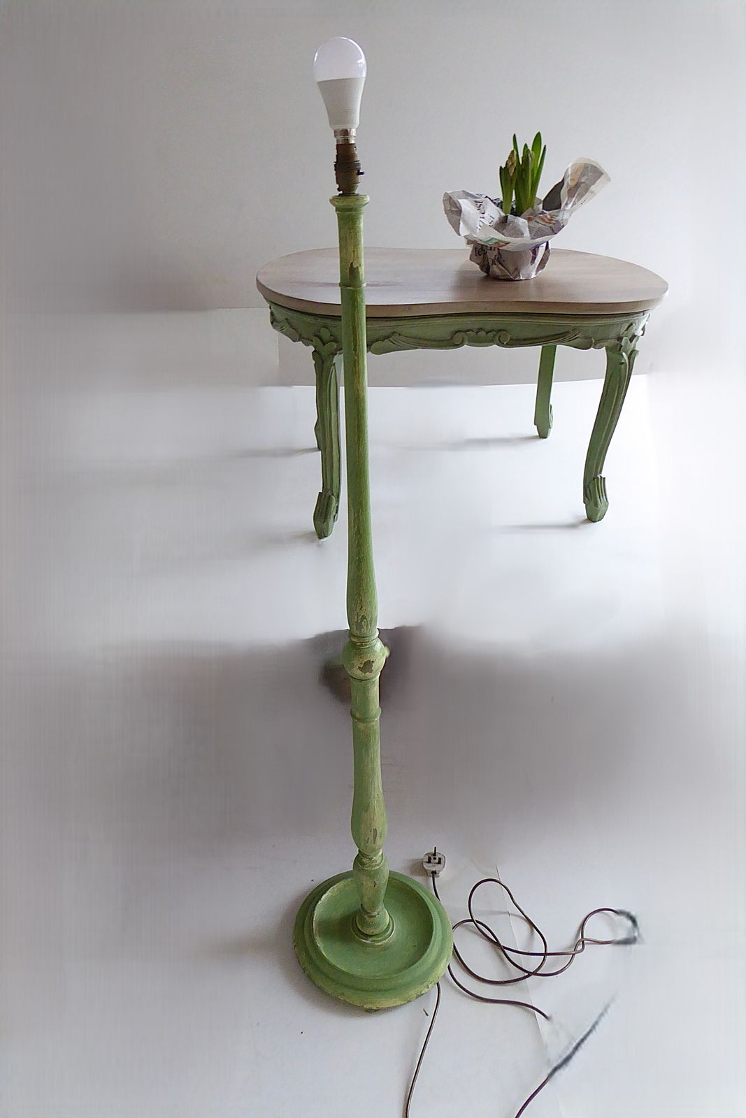 photo vinterior Ornate Vintage Paintead Green Multi Function Solid Mahogany Top  Coffee Table