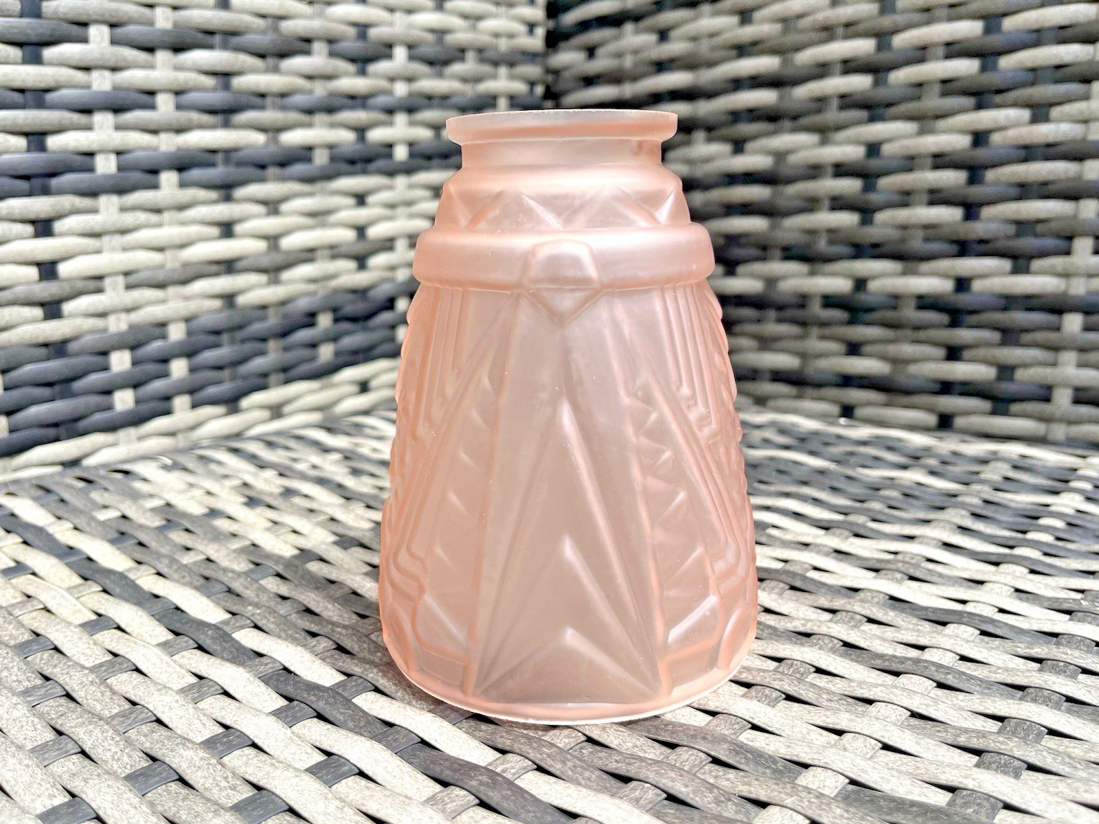 Lighting Superb French Satin Pink Art Deco Frosted Glass Light Ceiling Lamp Shade Muller Freres Luneville photo
