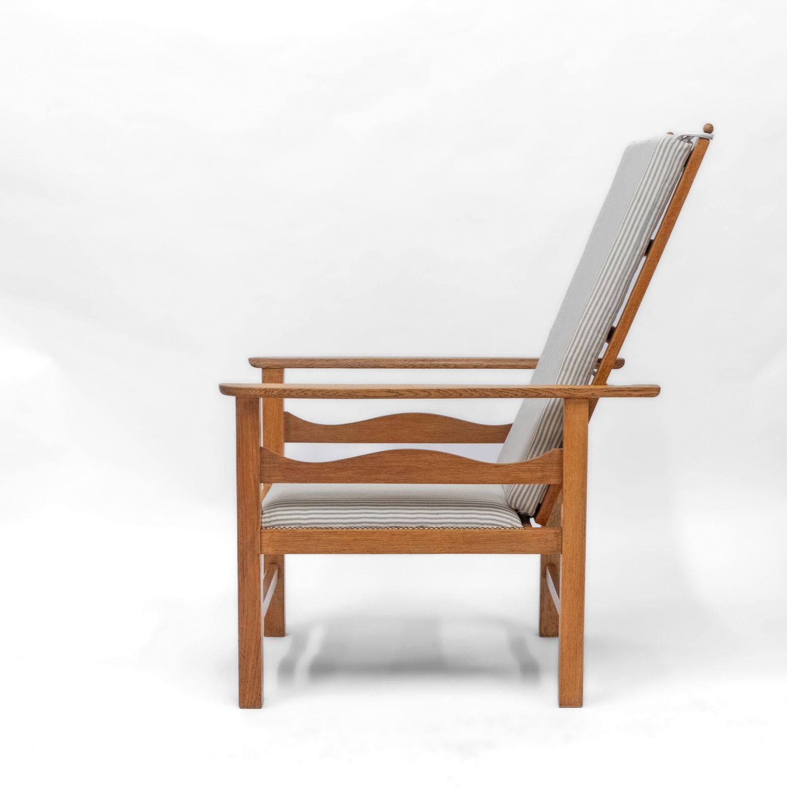 1450.0 Ambrose Heal Oak Arts & Crafts Reclining Chair For Heals Of London photo