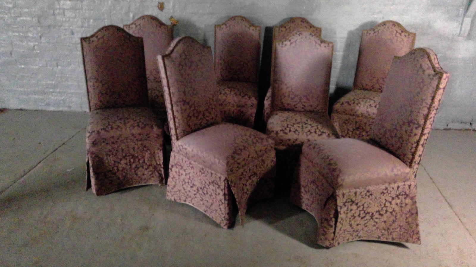 A Set Of Eight Elegant Queen Anne Style Dining Chairs, photo buy