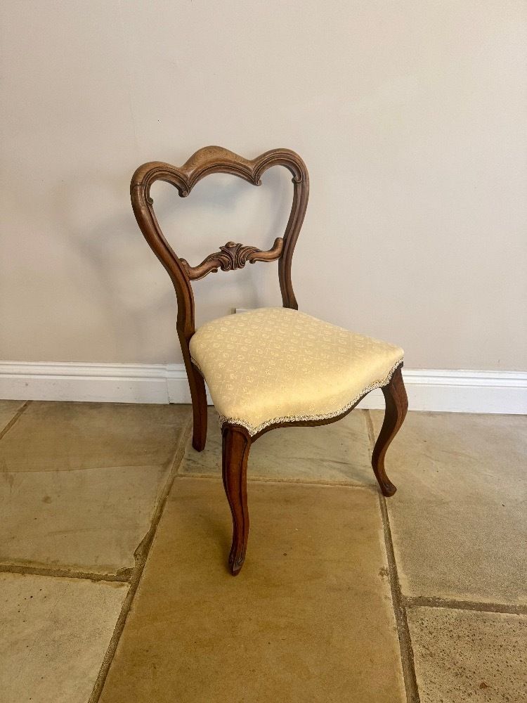 photo furniture Fine Quality Set Of Six Victorian Rosewood Dining Chairs