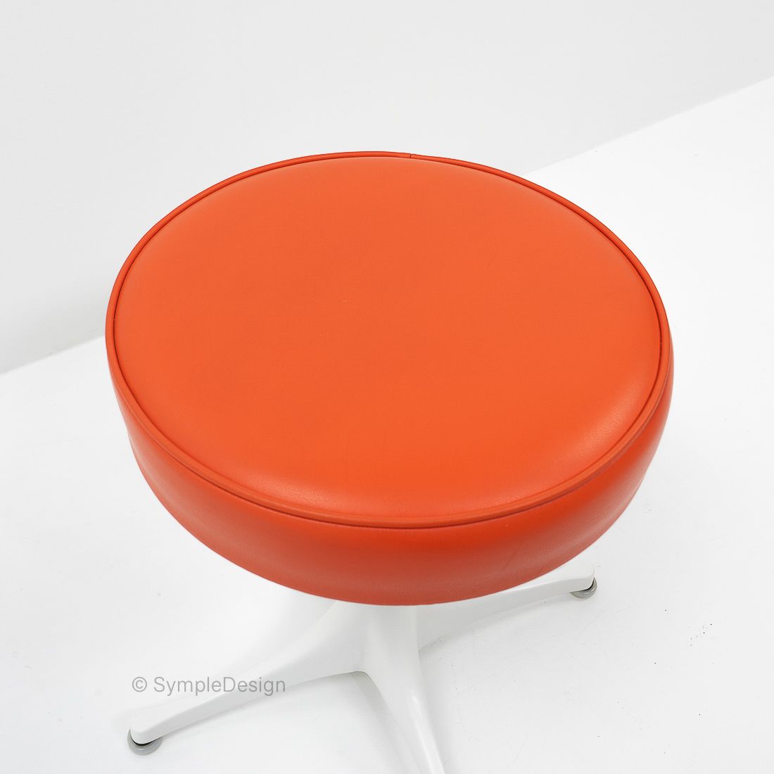 George Nelson Swivel Pedestal Stool For Herman Miller, 1970s (3) photo 800.0