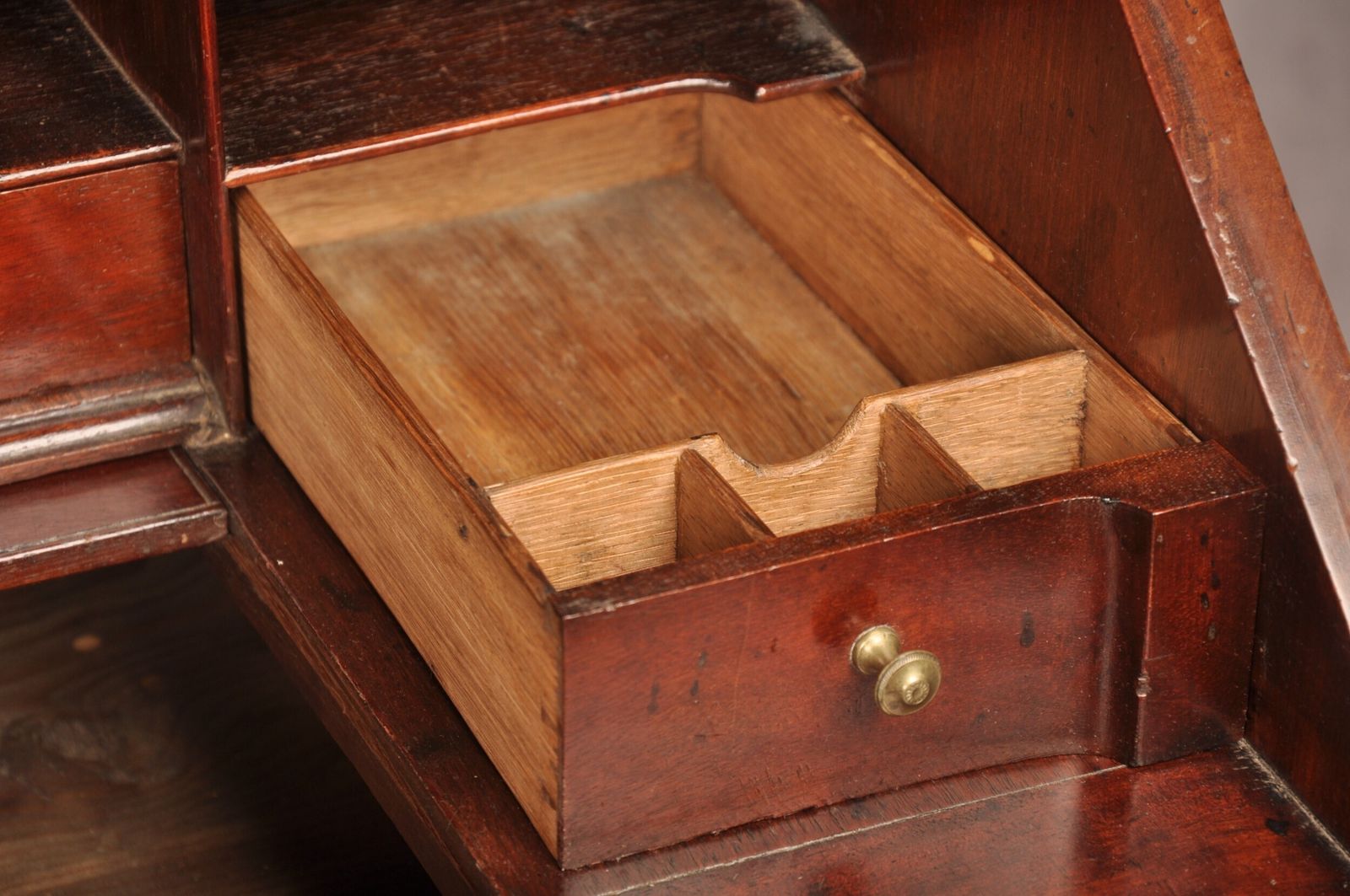 photo furniture A Fine Small Early 18th Century Mahogany Bureau