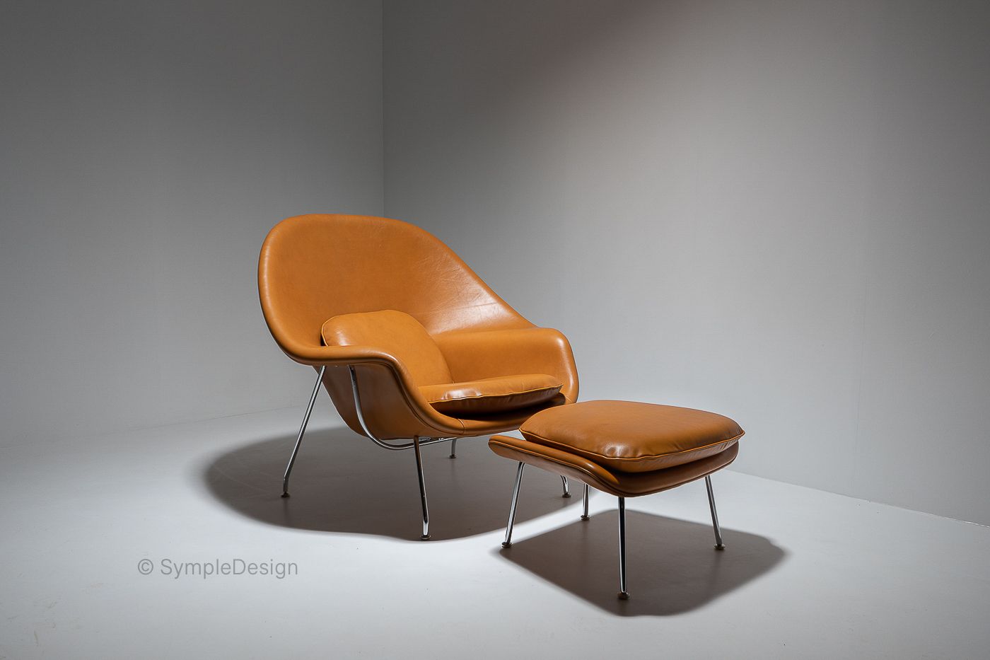 Womb Chair And Ottoman By Eero Saarinen For Knoll, 2000s photo vinterior