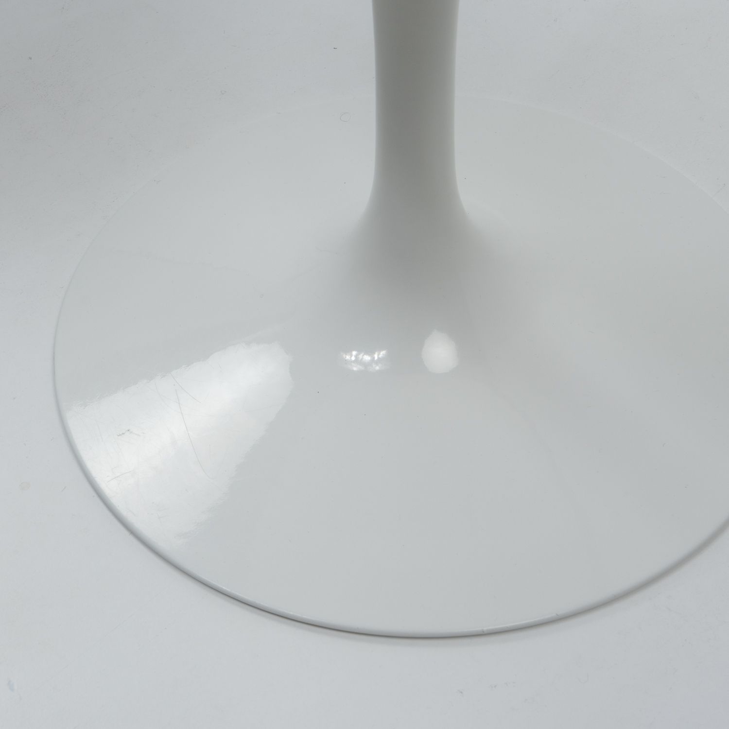 2900.0 Tulip Stools By Saarinen/Knoll For The Rolex Geneva Hq, Set Of 2 photo