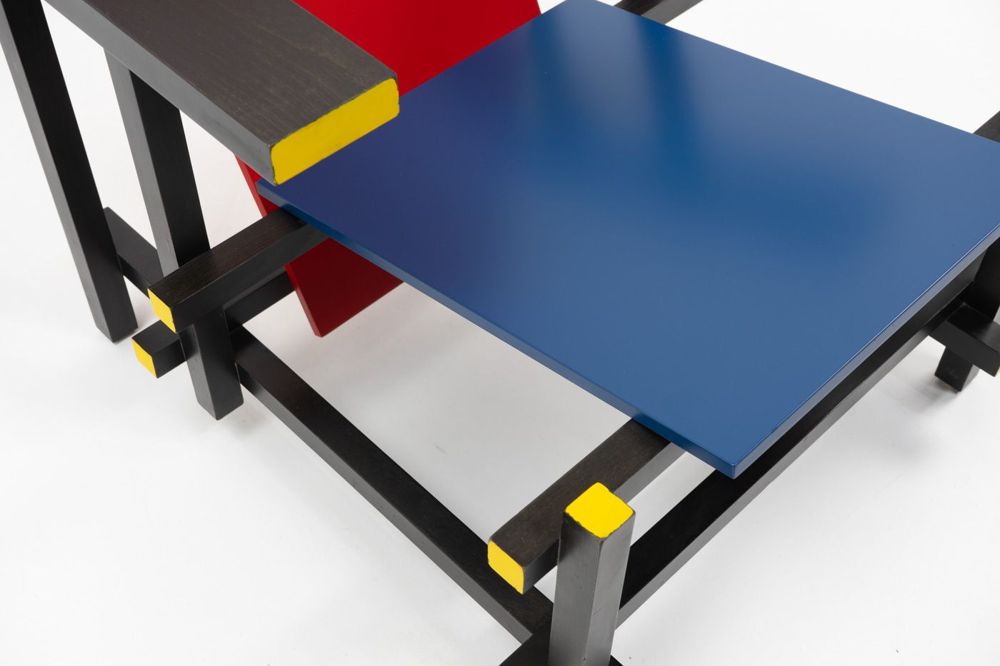 Furniture Rietveld Red & Blue Chair By Cassina, 1970s photo