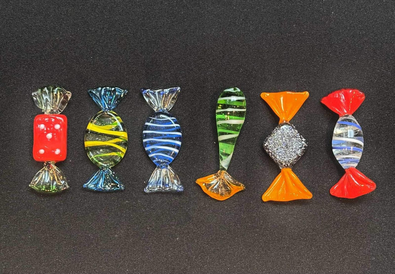 Murano Glazen Messenleggers: Retro Snoepjes Design, Set Van 6 photo furniture