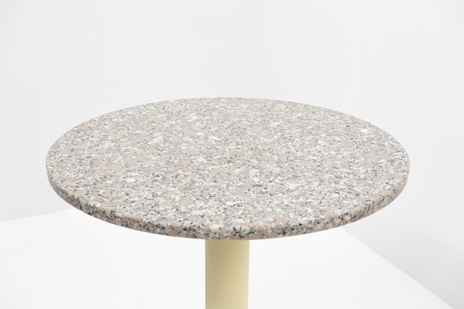 Postmodern “625” Coffee / Side Table By Peter Noever For Zanotta, 1980s photo 1261.0