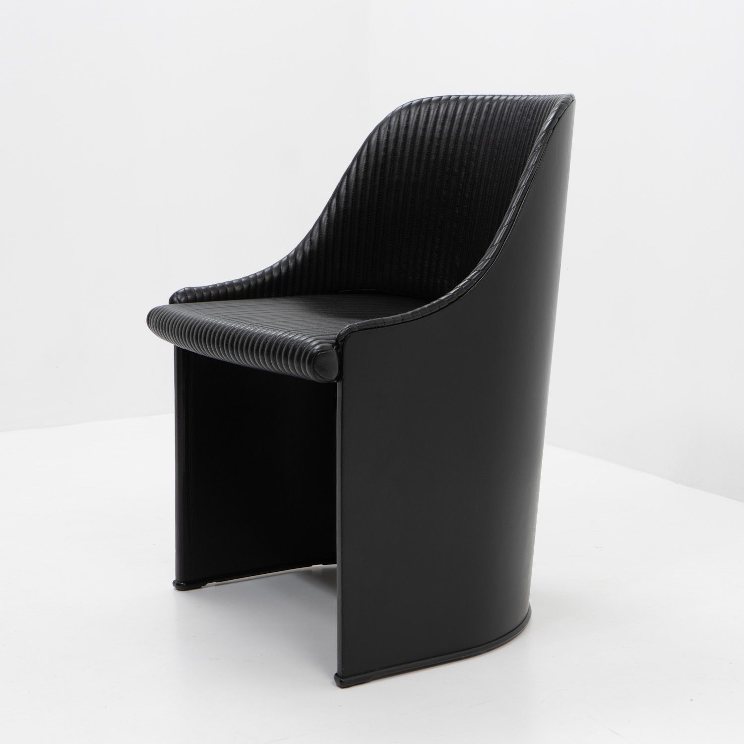 Artona 8551 Side Chair By Afra And Tobia Scarpa For Maxalto – 1980s photo 1541.0