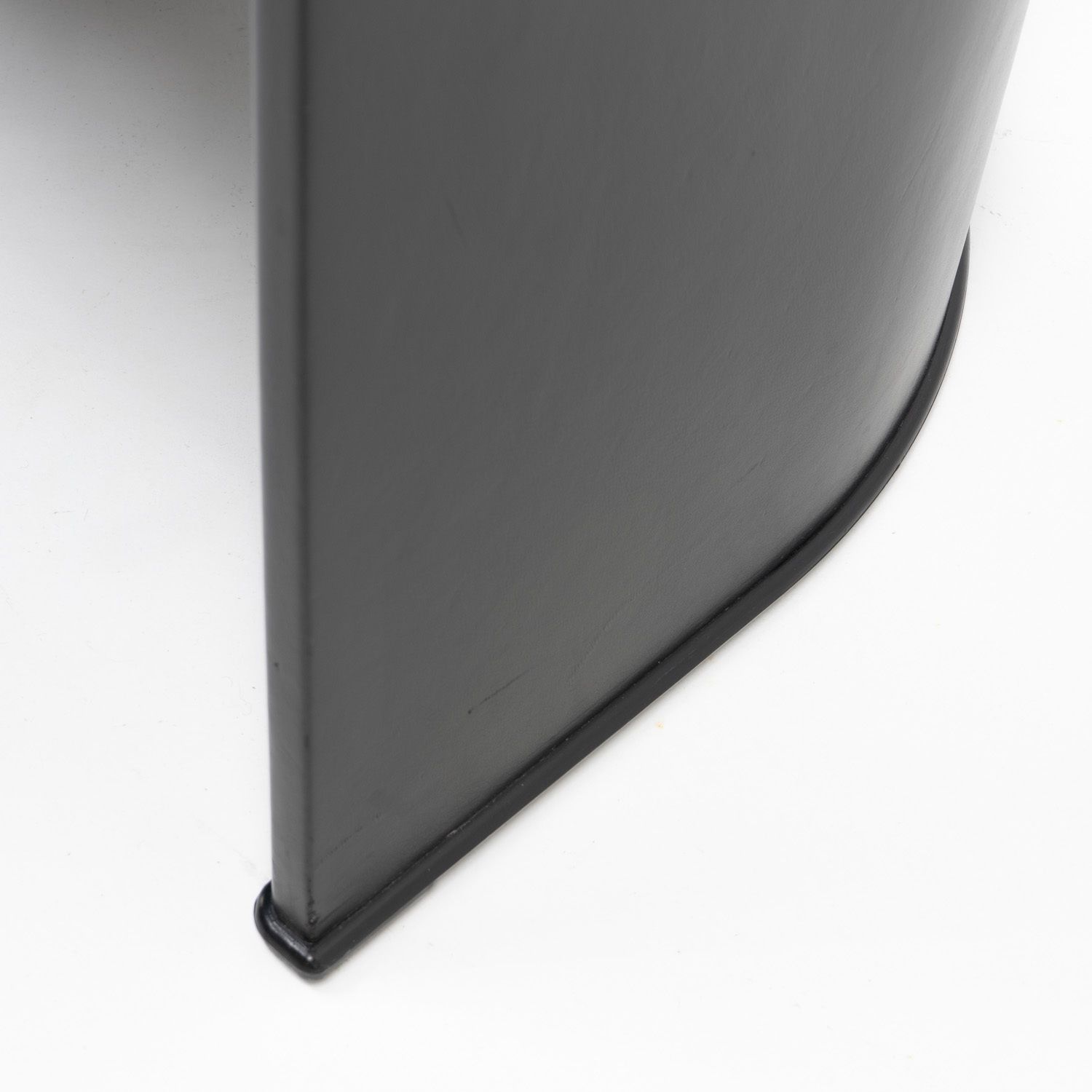 photo furniture Artona 8551 Side Chair By Afra And Tobia Scarpa For Maxalto – 1980s