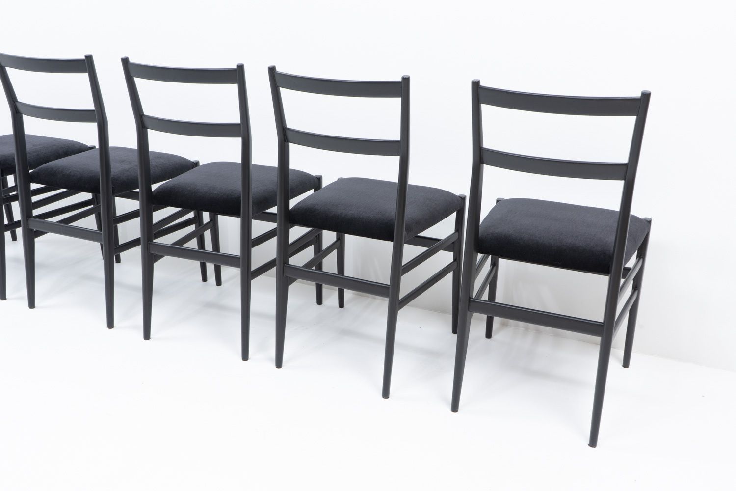 Gio Ponti, Leggera Chairs For Cassina, 1970s – Set Of Six photo 5600.0