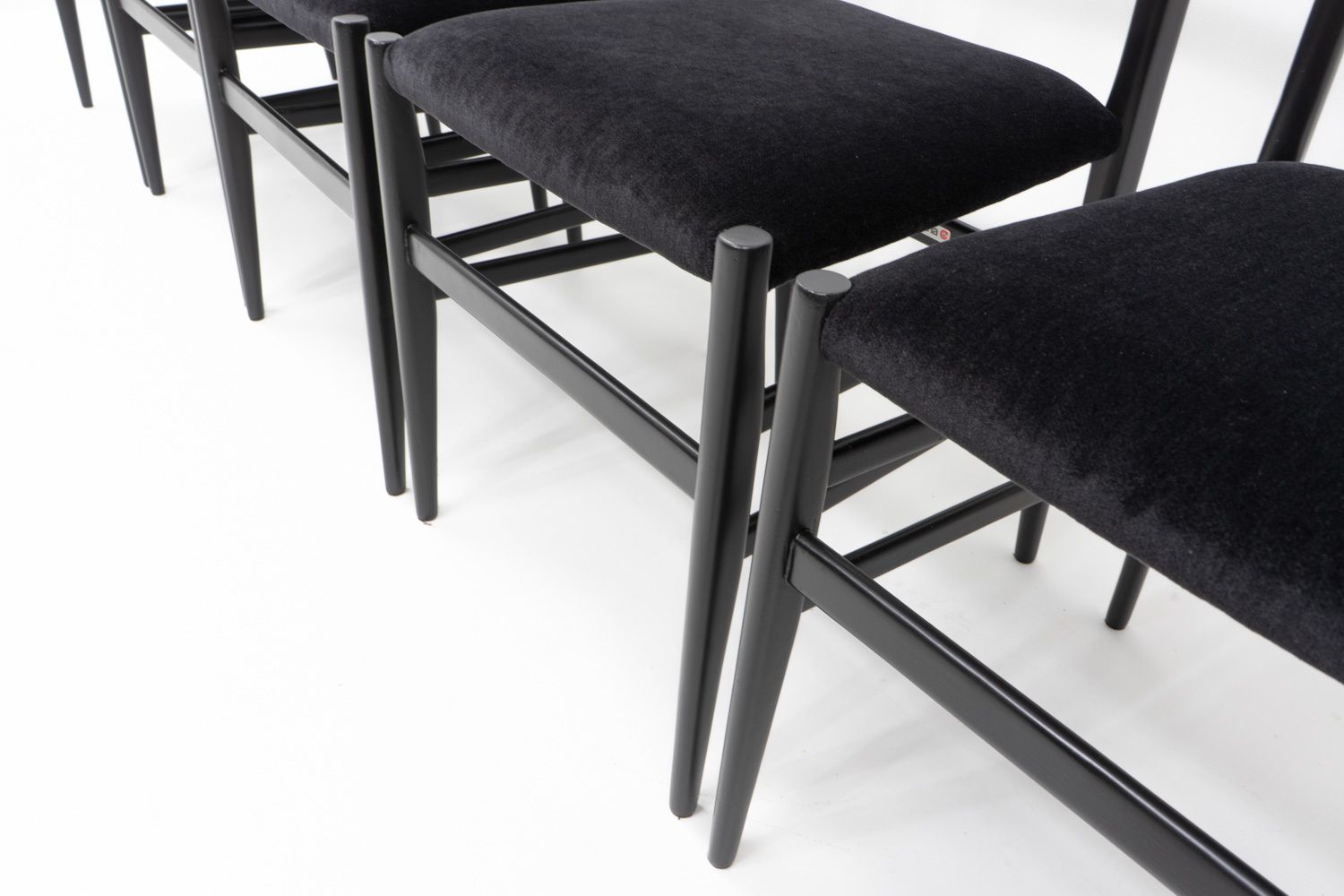 Gio Ponti, Leggera Chairs For Cassina, 1970s – Set Of Six photo vintage