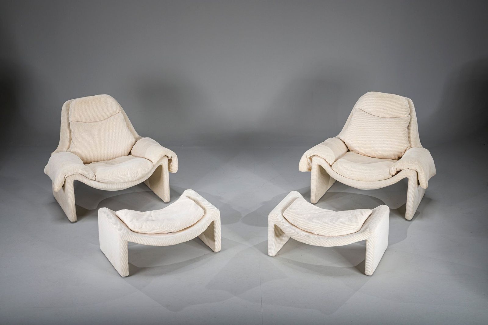 P60 Chairs And Ottomans By Vittorio Introini For Saporiti, 1960s, Set Of 4 photo furniture