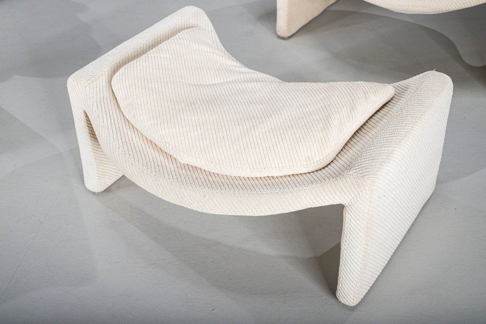 2706.0 P60 Chairs And Ottomans By Vittorio Introini For Saporiti, 1960s, Set Of 4 photo