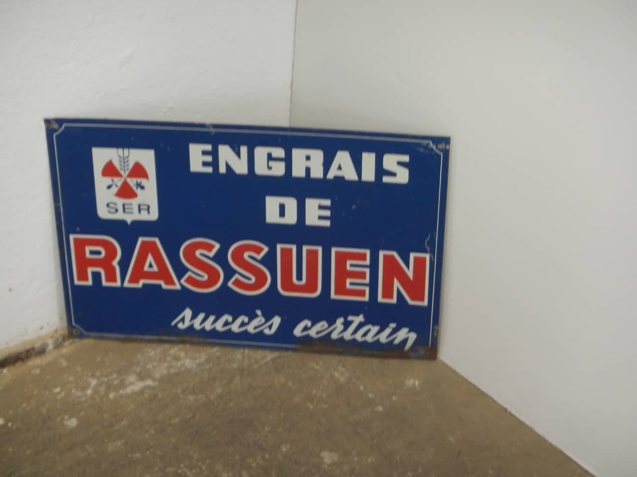 Rassuen License Plate, France, 1950