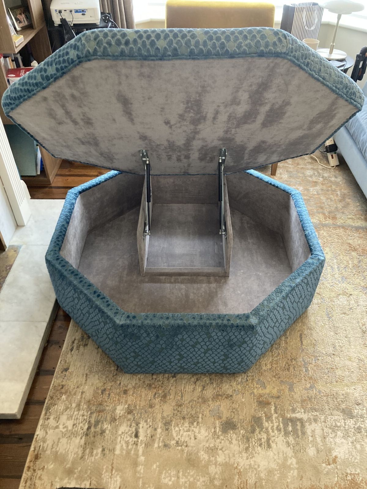 Bespoke Ottoman Schumacher Cut Velvet With Hydraulic Opening photo for sale