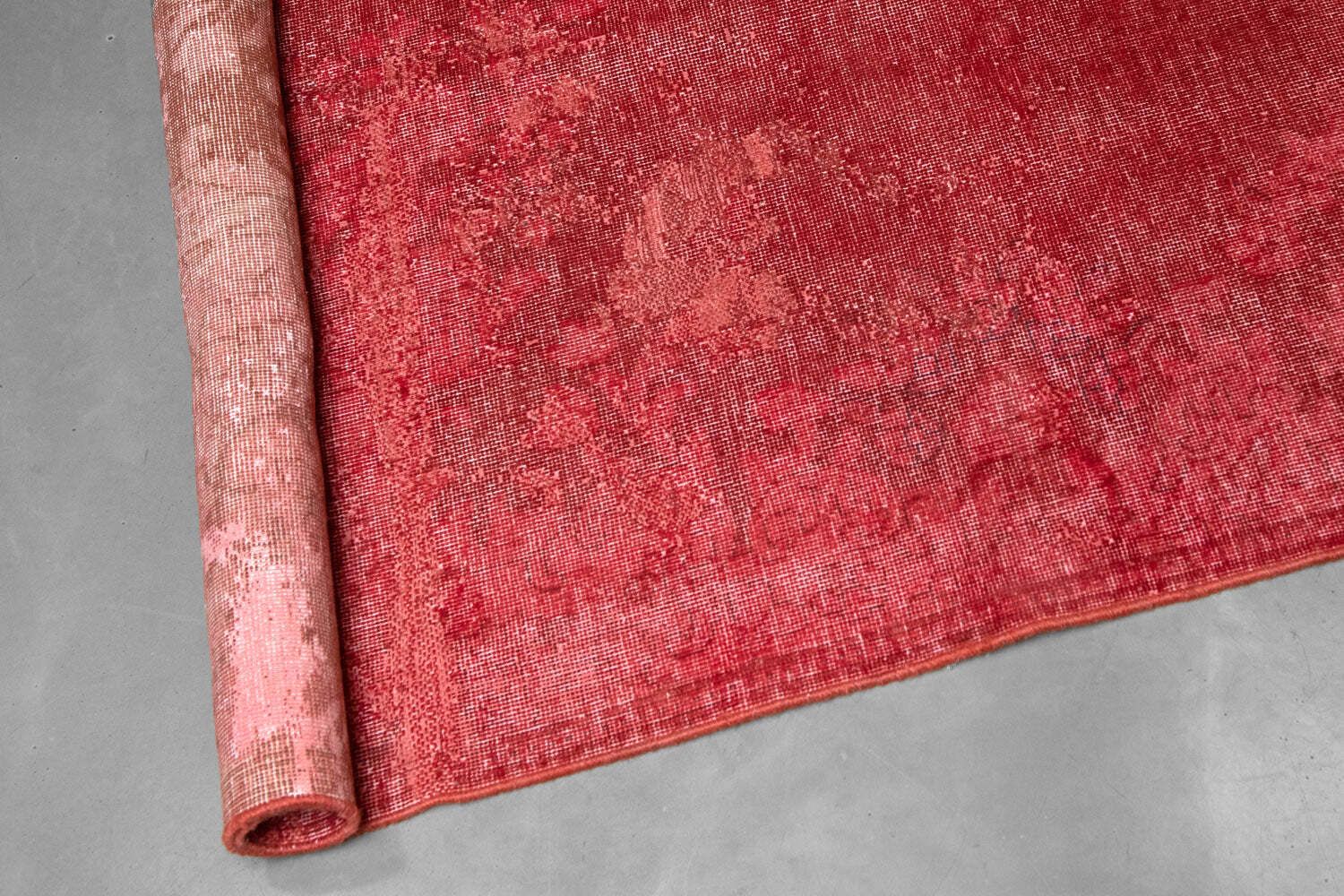 Vintage Rug 'Salted Rosemary #675' photo furniture
