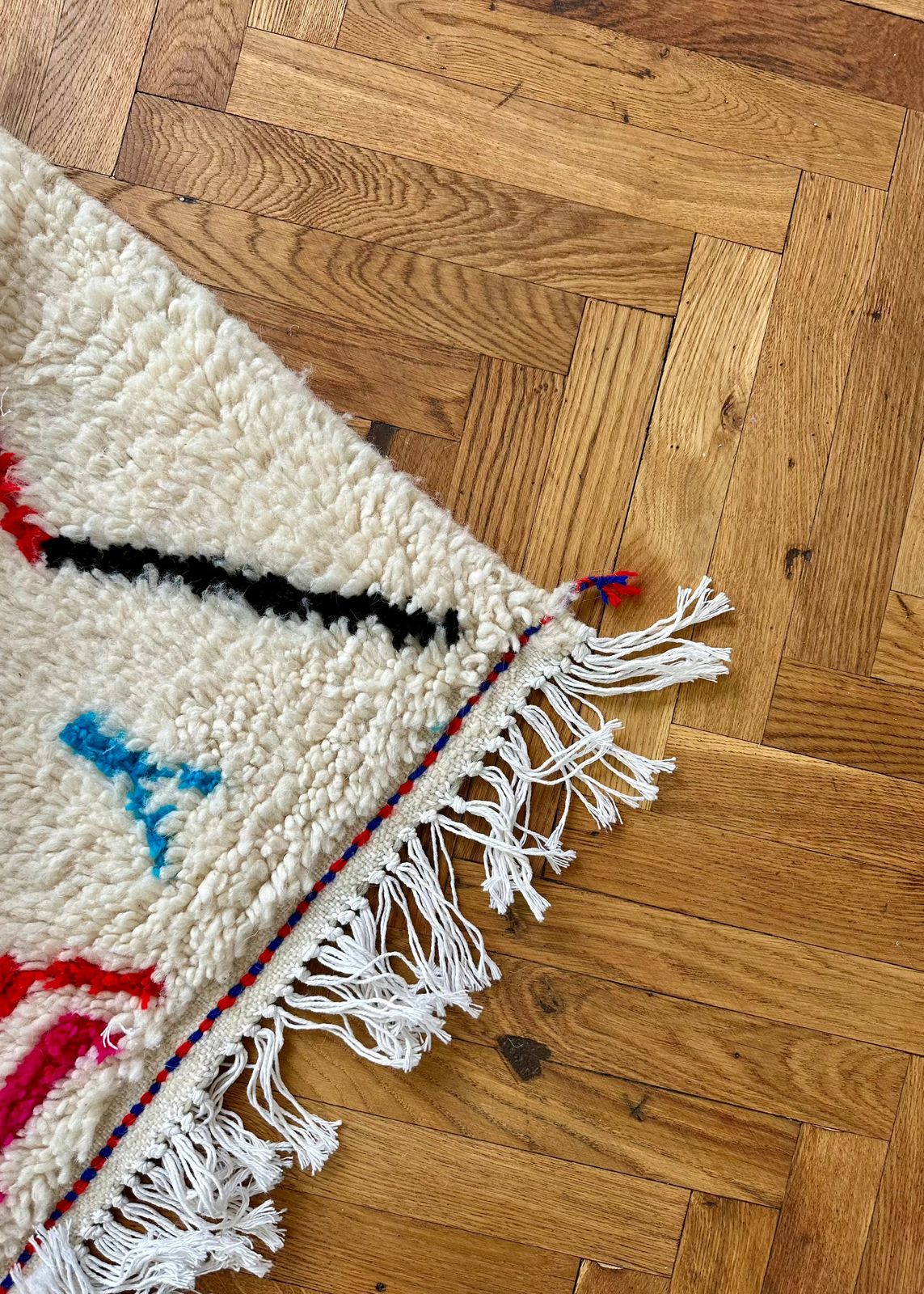Azilal Berber Carpet 'La Lune' photo Textiles