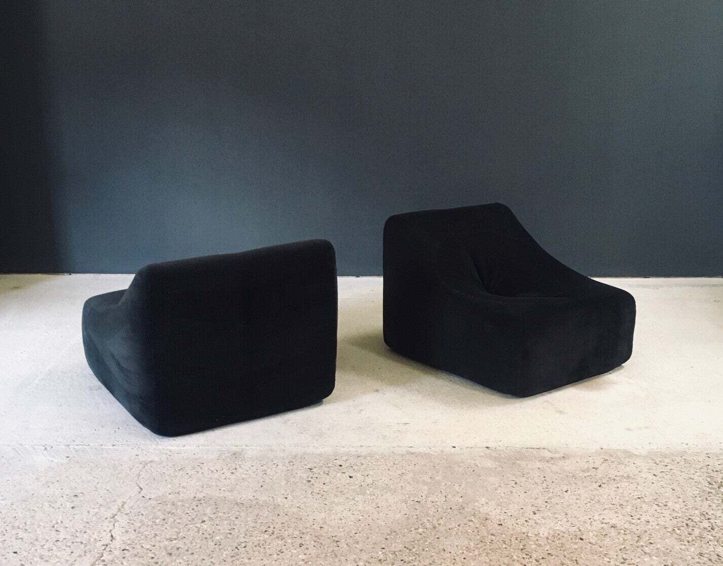2500.0 1970's Midcentury Modern French Design Corduroy Lounge Chair Set photo