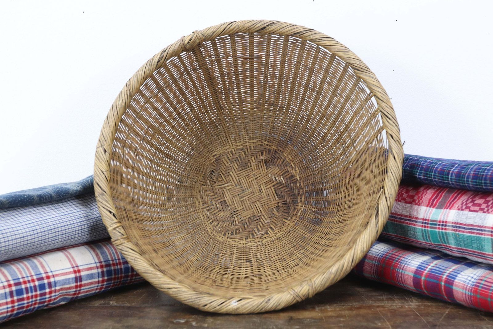 Mid 20th Century Handwoven Okimono Kago Style Japanese Basket (2)