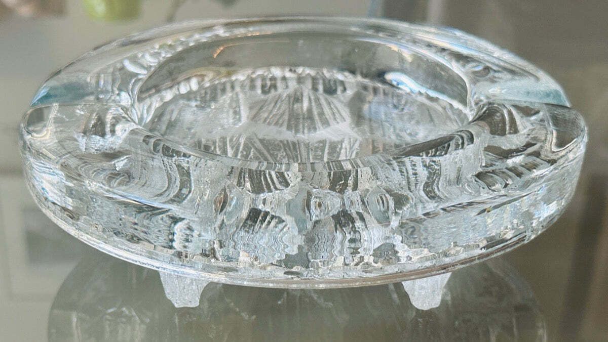 photo furniture Vintage 1980s Swedish Nybro Glasbruk "Iceberg" Glass Ashtray By Paul Isling