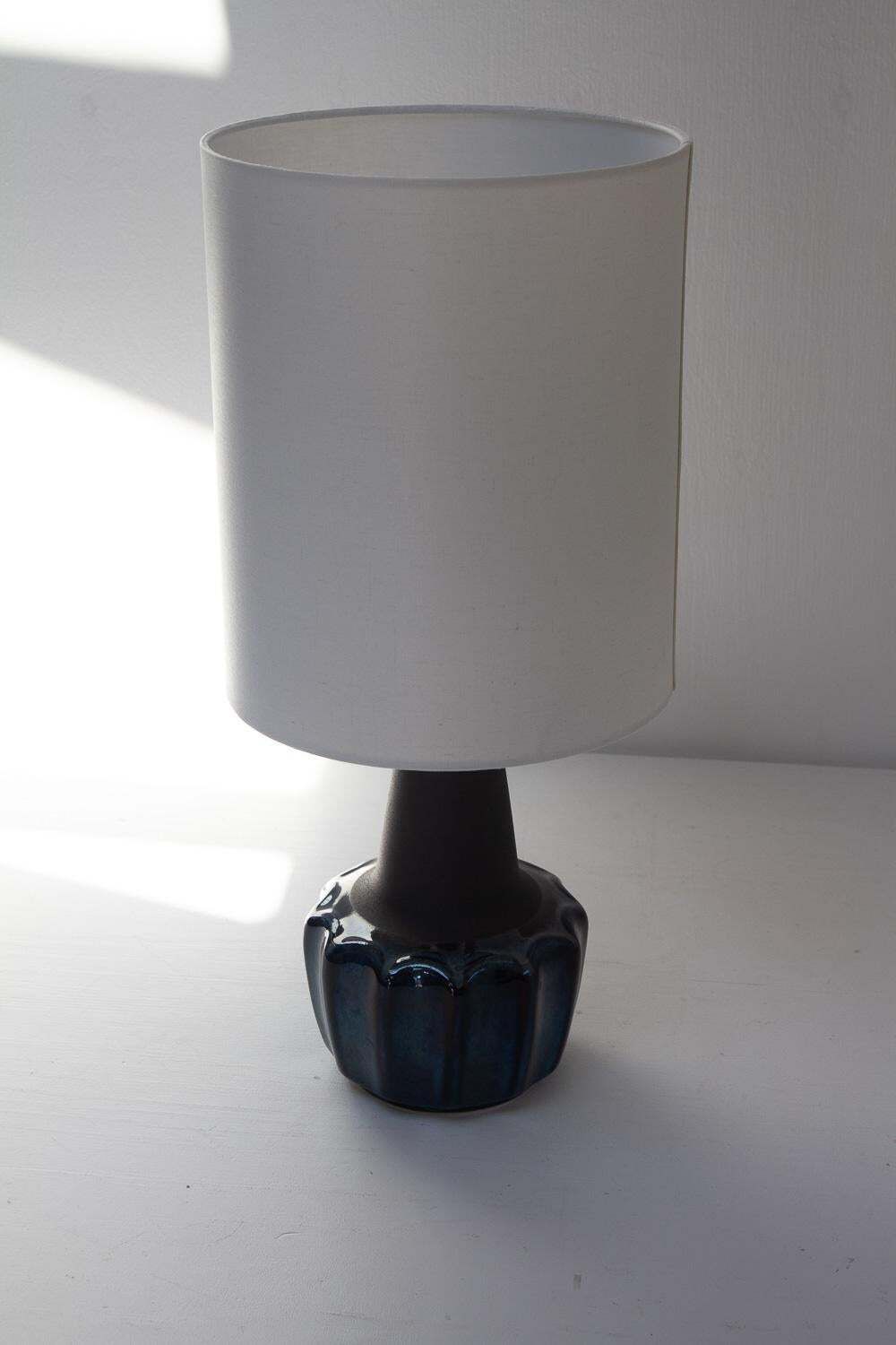 Danish Modern Blue Ceramic Table Lamp 1051 By Einar Johansen For Søholm, 1960s. photo vintage