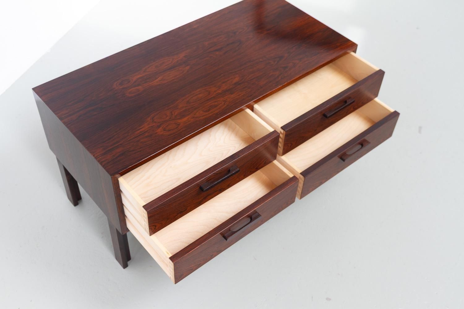 photo vintage Danish Mid Century Rosewood Chest Of Drawers By Kai Kristiansen For Fm, 1960s.