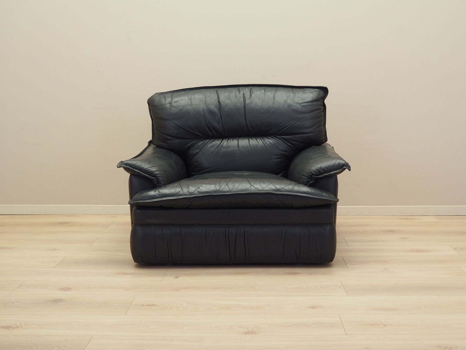 Leather Armchair, Italian Design, 1960s, Production: Italy photo Furniture