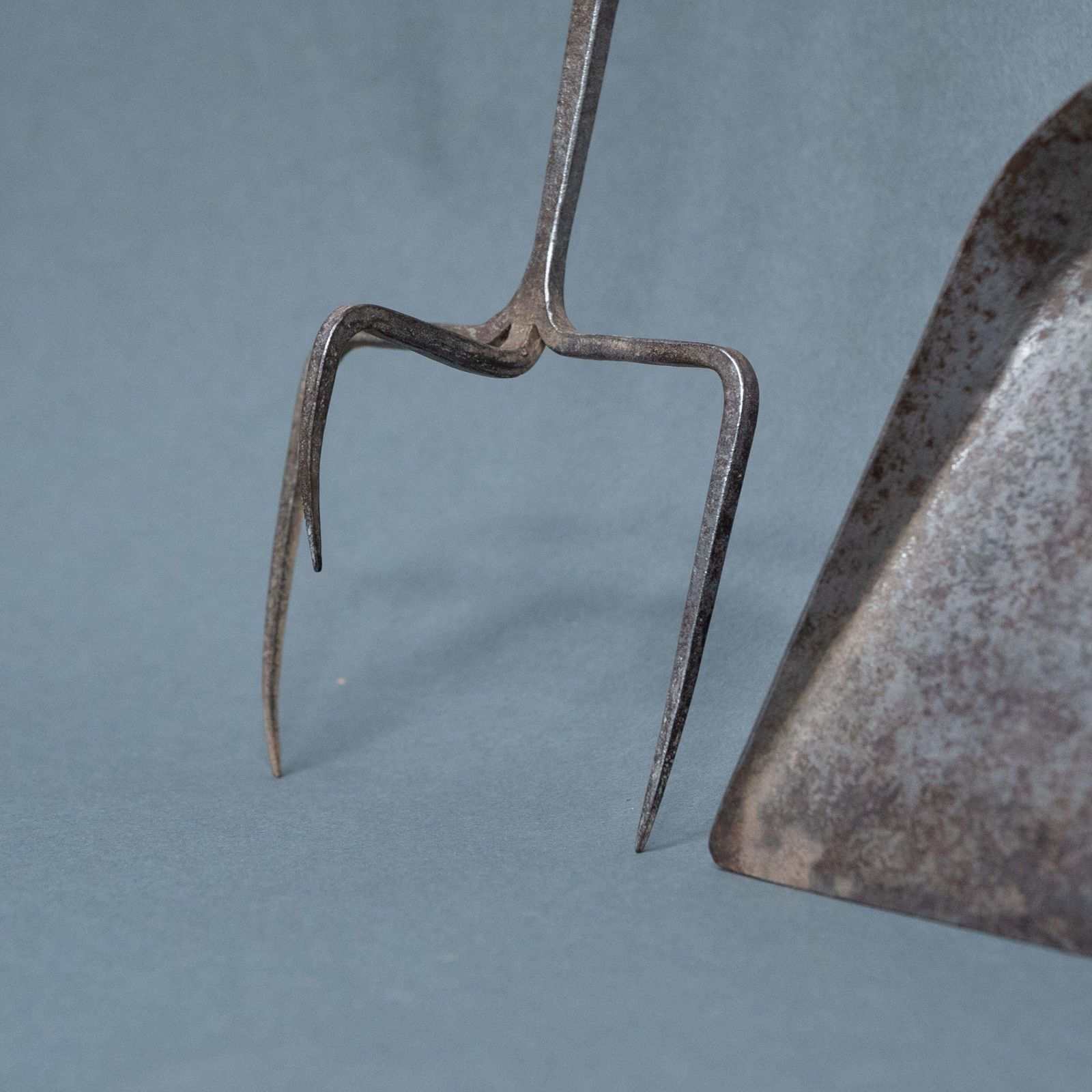 Home Fixtures A Pair Of Arts And Crafts Steel Fire Utensils photo