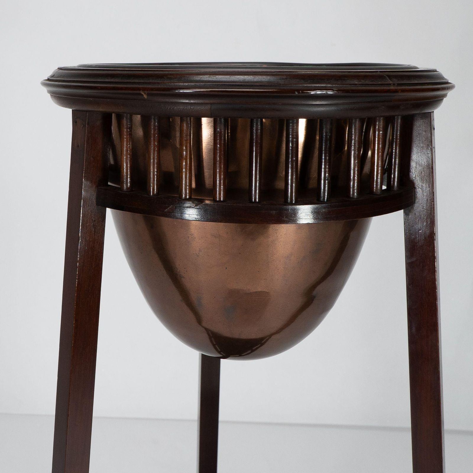 Shapland & Petter. A Rare Arts & Crafts Two Tier Walnut Three Leg Plant Stand photo vintage