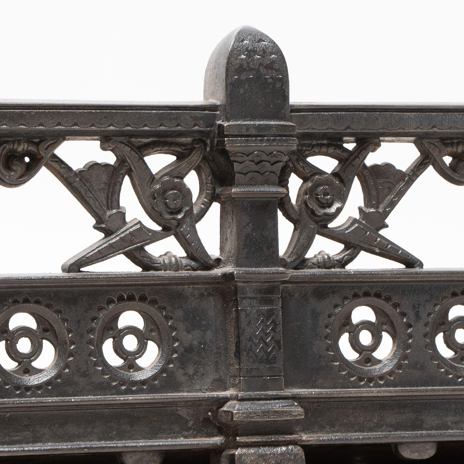 DR Christopher Dresser For Coalbrookdale. An Aesthetic Movement Cast Iron Fender photo vinterior