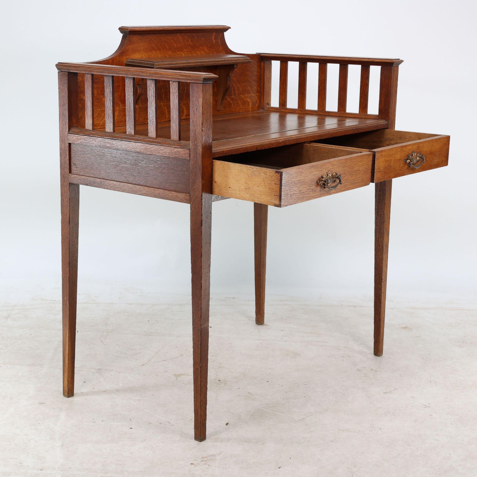 Wylie & Lochhead Attri. An Arts & Crafts Oak Desk With New Leather Writing Area photo vinterior