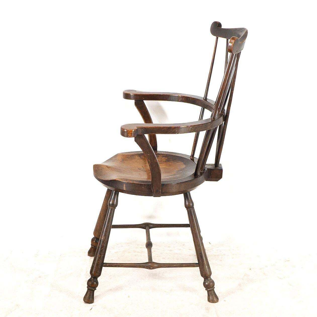 Liberty And Co. A Good Quality Windsor Armchair photo 867.0