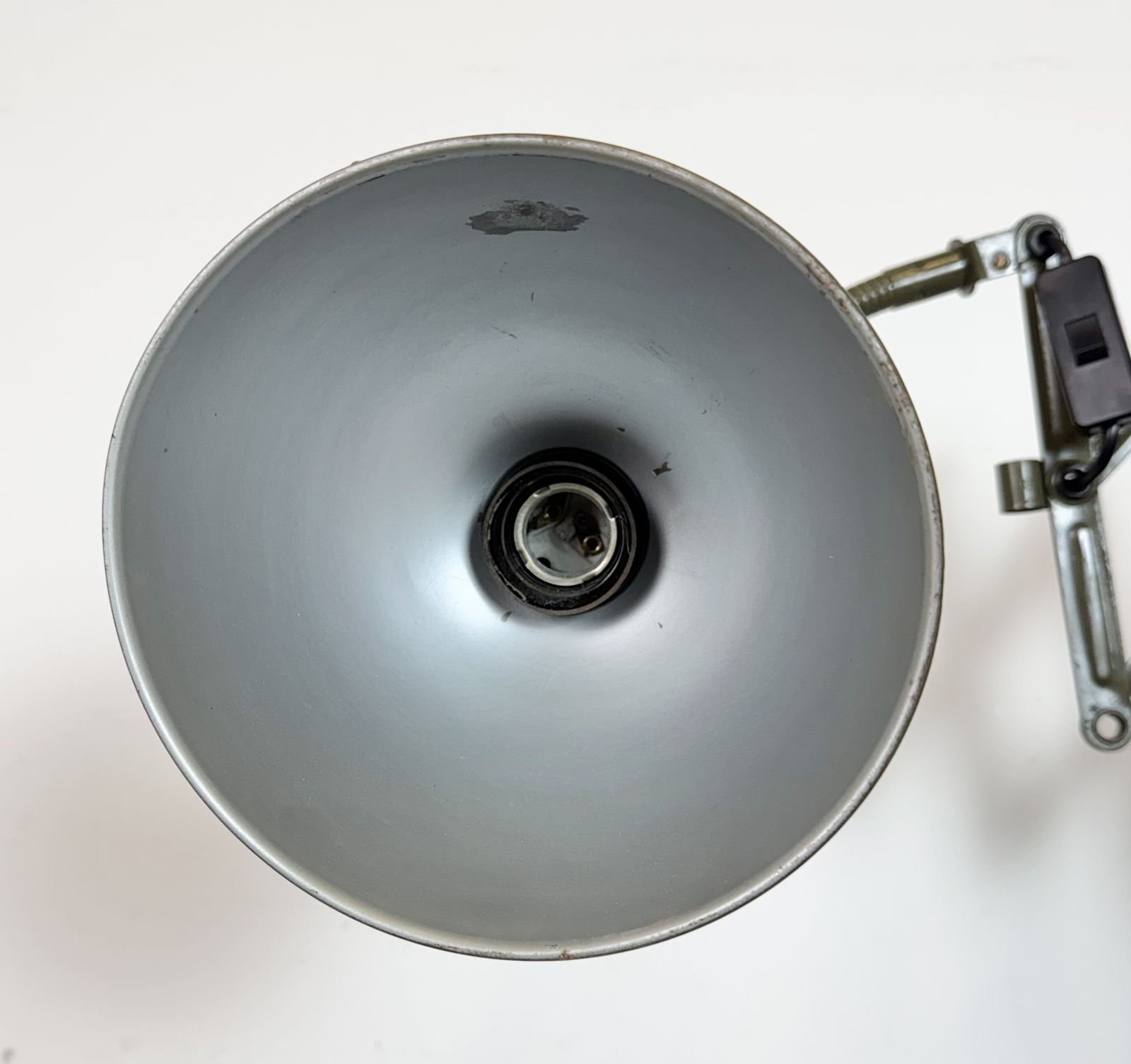 Green Industrial Military Gooseneck Scissor Wall Lamp From Elektroinstala, 1960s photo Lighting