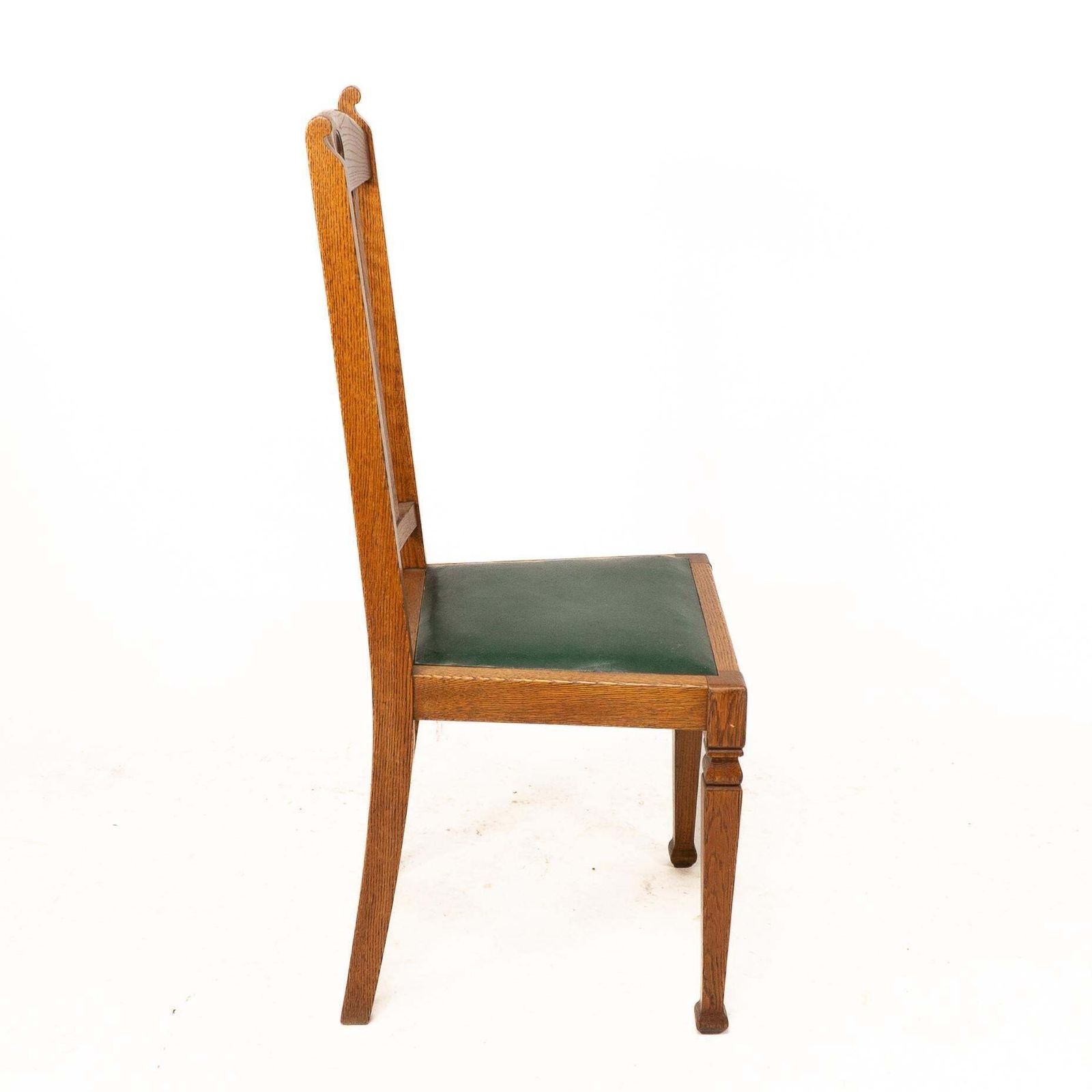 Shapland And Petter. A Set Of Four Arts And Crafts Oak Dining Chairs photo vinterior