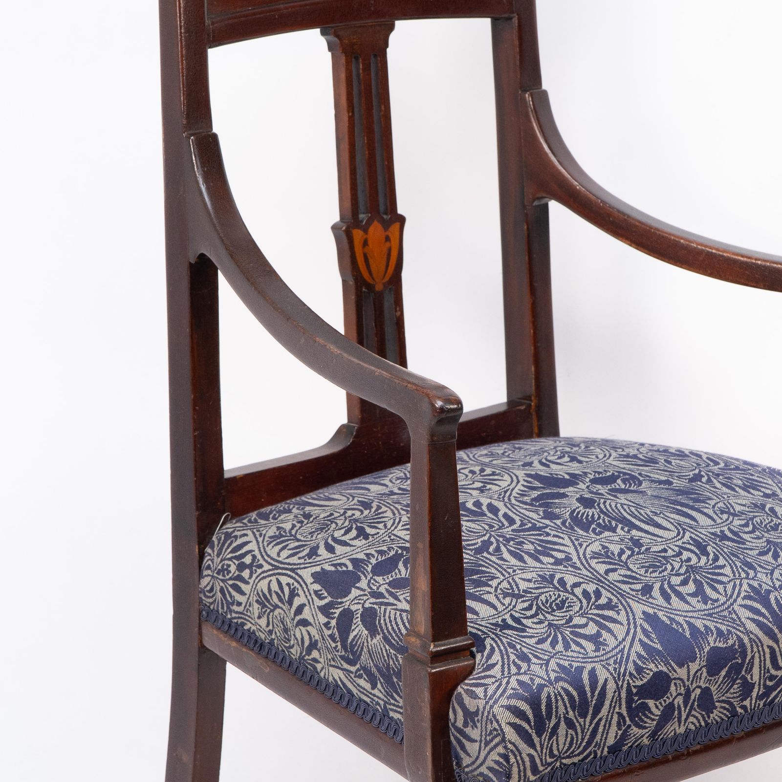 photo furniture G M Ellwood For J S Henry Attri. An English Arts And Crafts Mahogany Armchair