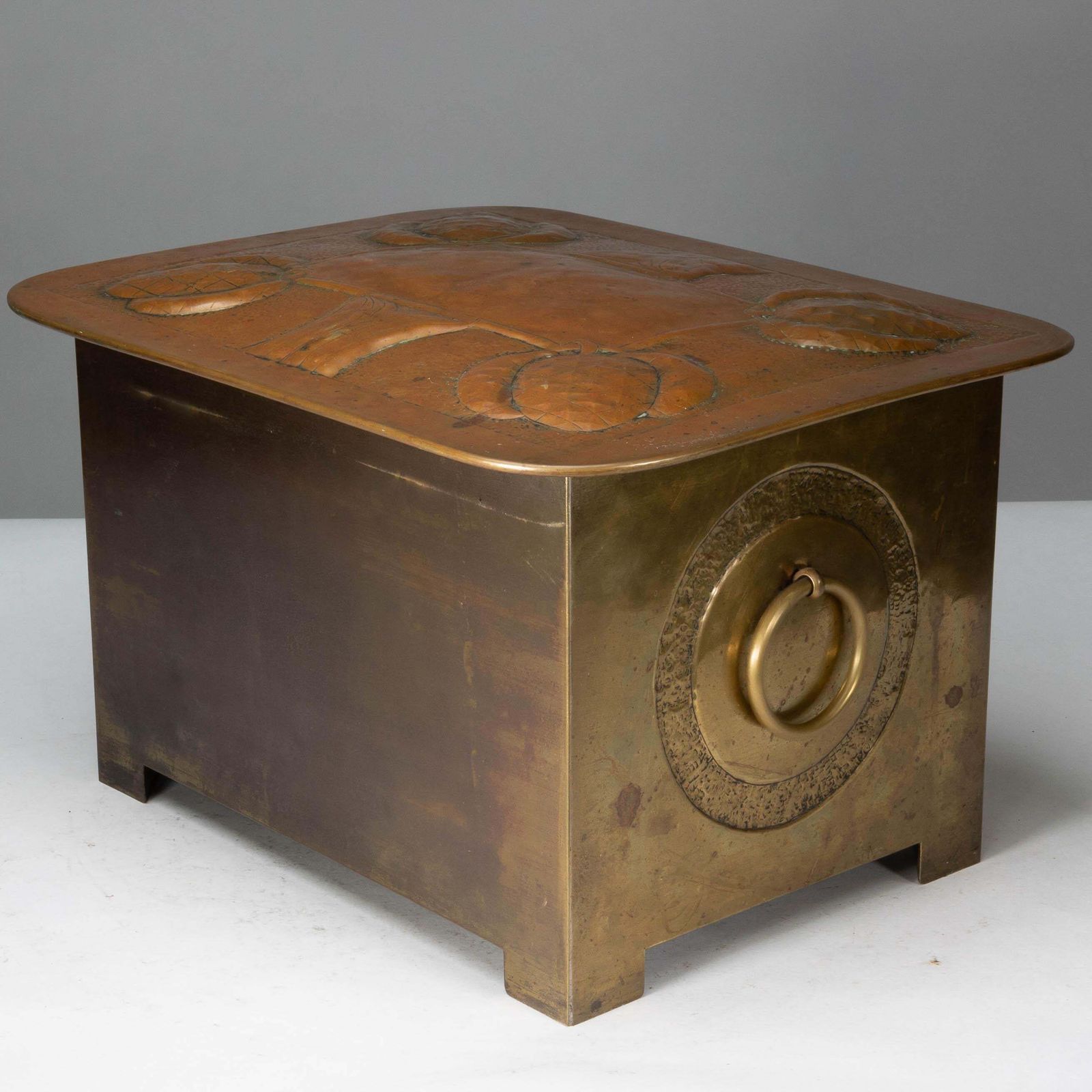 photo vintage Margaret Gilmour School. Scottish Arts & Crafts Coal Box With Thistle Detail