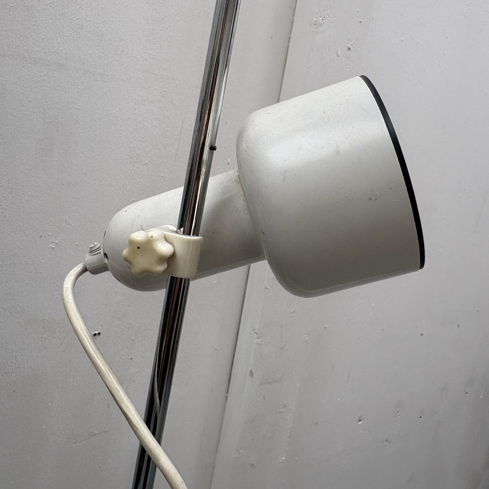 Vintage 1970s / 1980s Twin Shade Habitat Adjustable Floor Lamp photo buy