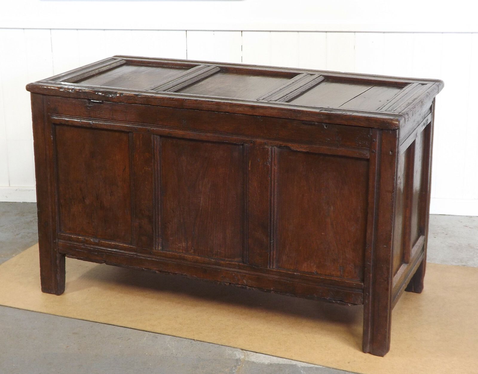 Furniture Oak Coffer (Delivery Available) 17thc Antique photo