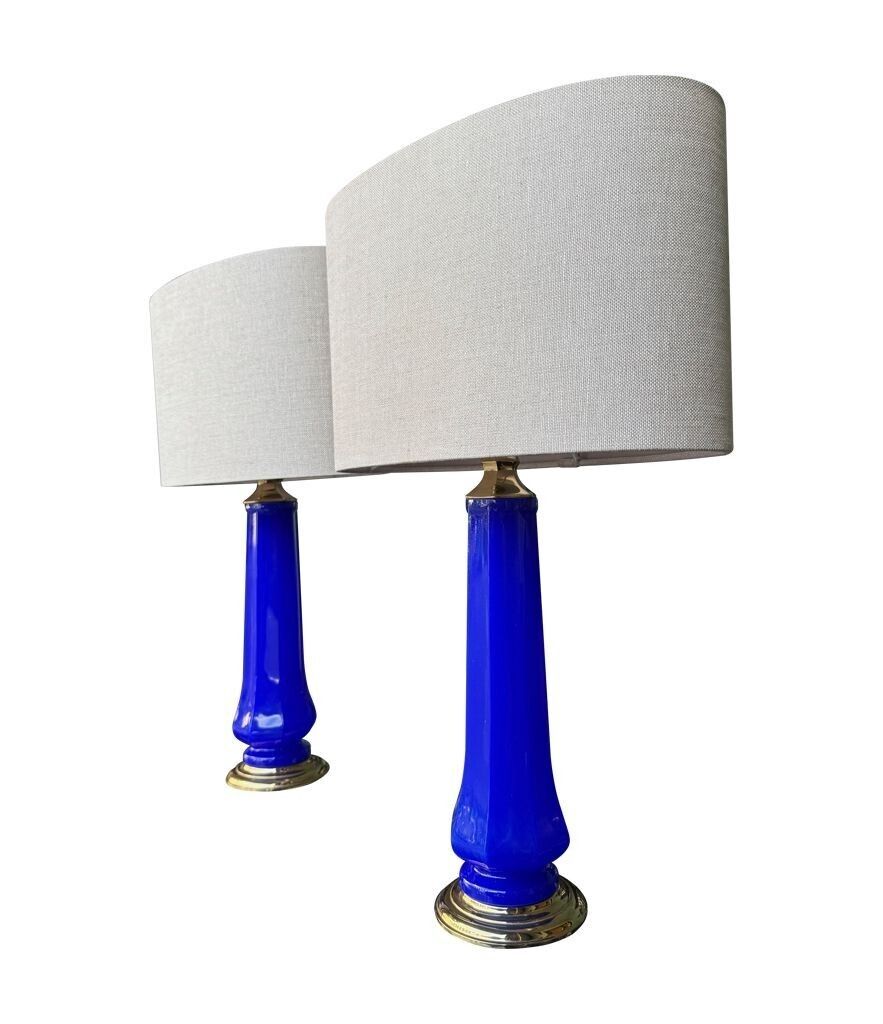 A Pair Of 1960s Cobalt Blue Opaline Murnao Glass Lamps By Gino Cenedese photo vintage