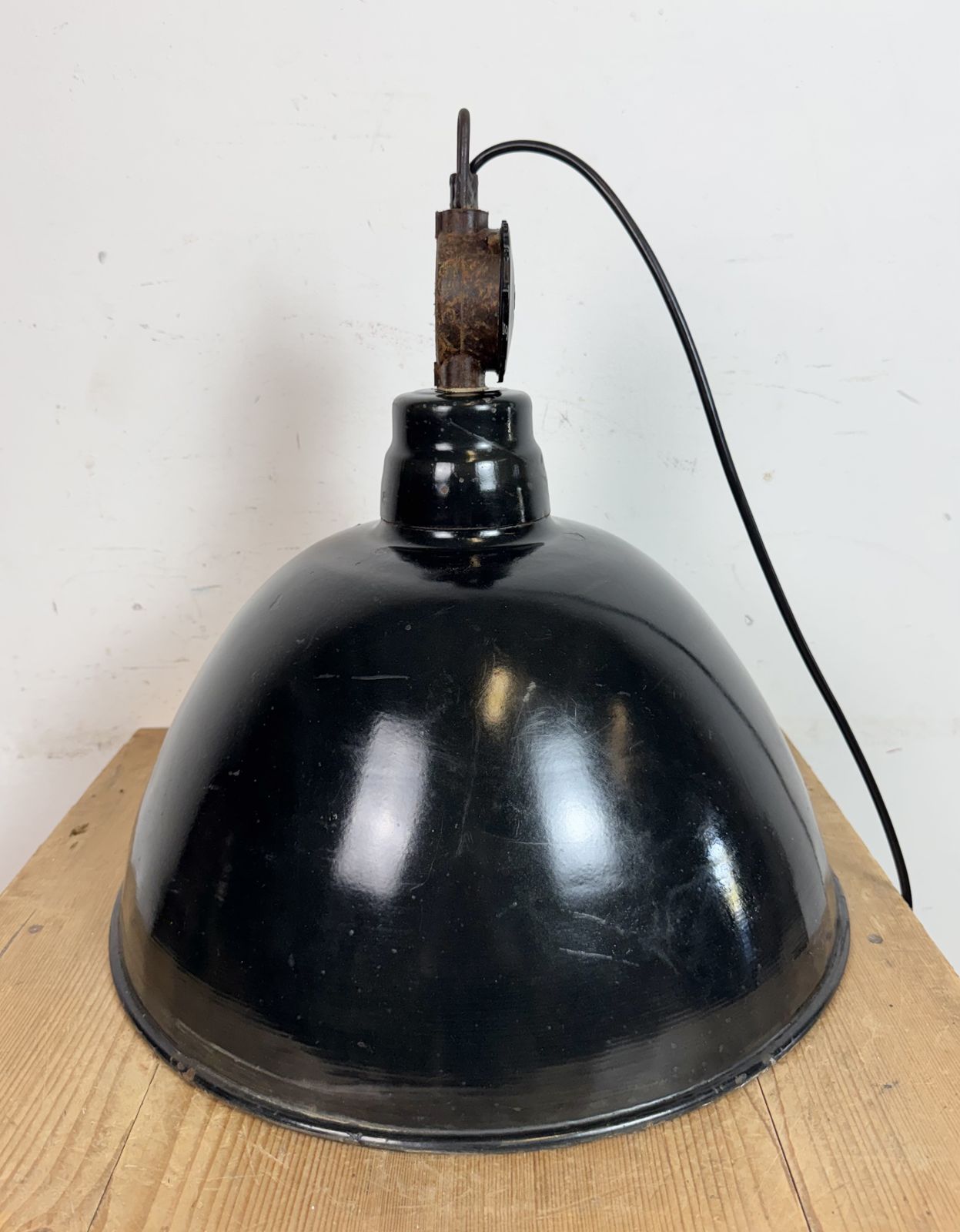 East German Black Enamel Factory Light By Lbd Veb Leuchtenbau Dresden, 1950s photo buy