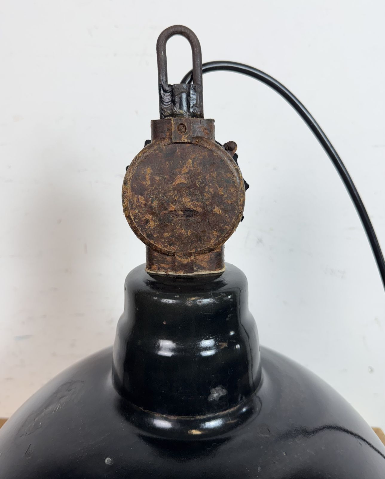 East German Black Enamel Factory Light By Lbd Veb Leuchtenbau Dresden, 1950s photo vintage
