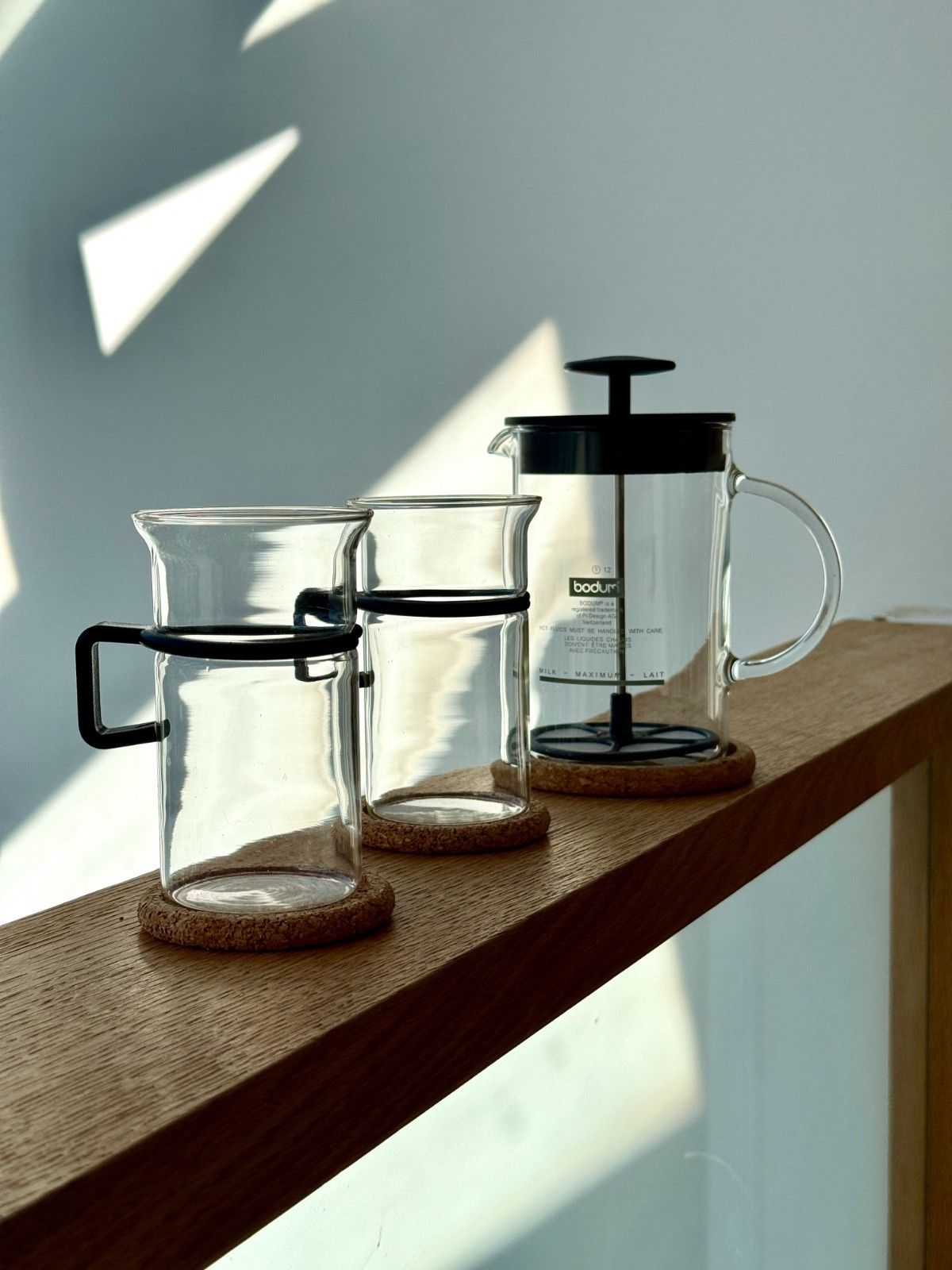New Bodum Chambord 8 Cup Cafetiere, Milk Frother & 2 Latte Cups + Cork Coasters photo Home Decor