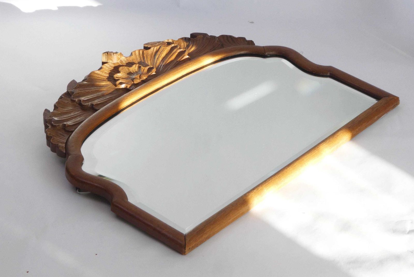 Antique Scalloped Half Moon Wall Mirror With Floral Carved Ornament, Farmhouse Decor Wall Hanging, Dutch Wall Decor photo vinterior
